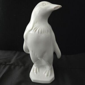 Rate White Royal Dux Vintage Penguin